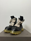 FW22 ‘STROBE’ Jumbo Lace Bozo Boots