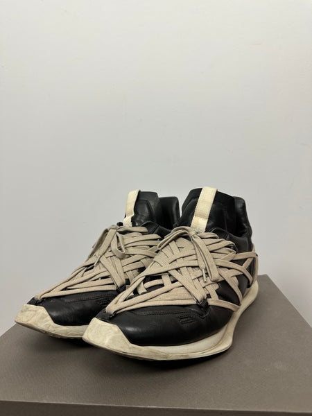 SS20 ‘TECUATL’ Megalace Runners