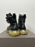 FW22 ‘STROBE’ Jumbo Lace Bozo Boots