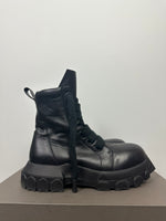 FW22 ‘STROBE’ Jumbo Lace Bozo Boots