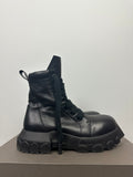 FW22 ‘STROBE’ Jumbo Lace Bozo Boots