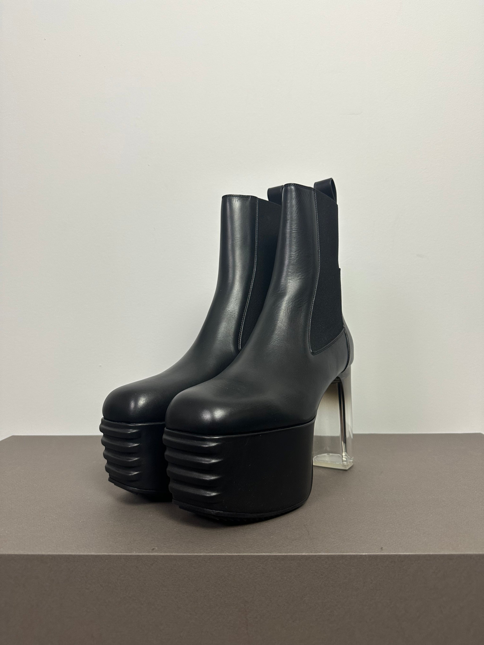 READY-TO-WEAR – SHOPTHROAT.COM