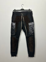 FW19 ‘LARRY’ Suede Patch Cargojoggers