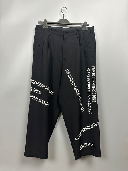 YYPH Script Cropped Trousers