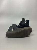 FW19 ‘LARRY’ Triple Black Ramones