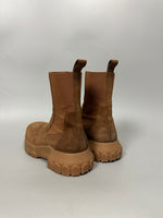 FW22 ‘STROBE’ Suede Bozo Tractor Boots