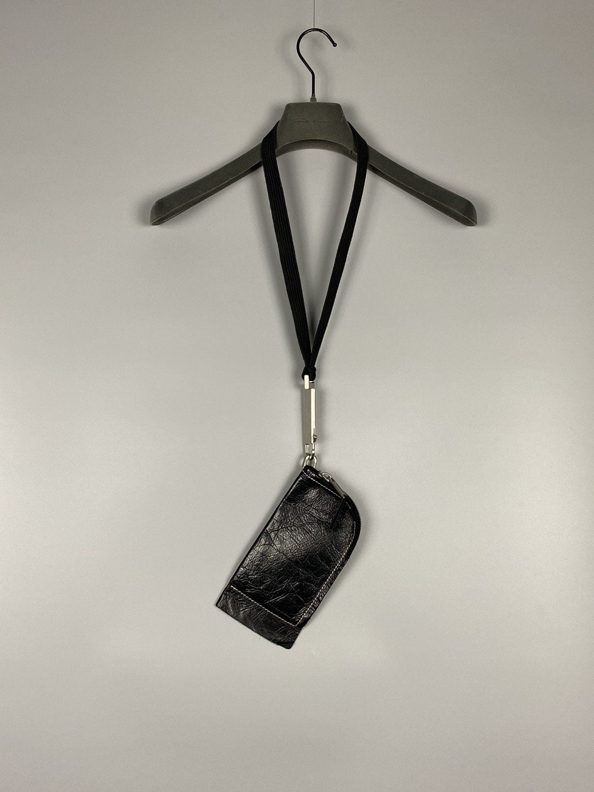 FW18 SISYPHUS Bull Leather Neck Wallet – SHOPTHROAT.COM