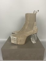 Dust Suede Bevel Kiss Boots