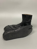 Zip Closure Tabi Leather Socks