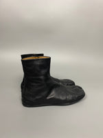 Zip Closure Tabi Leather Socks