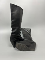 FW09 ‘CRUST’ Knee High Wedges